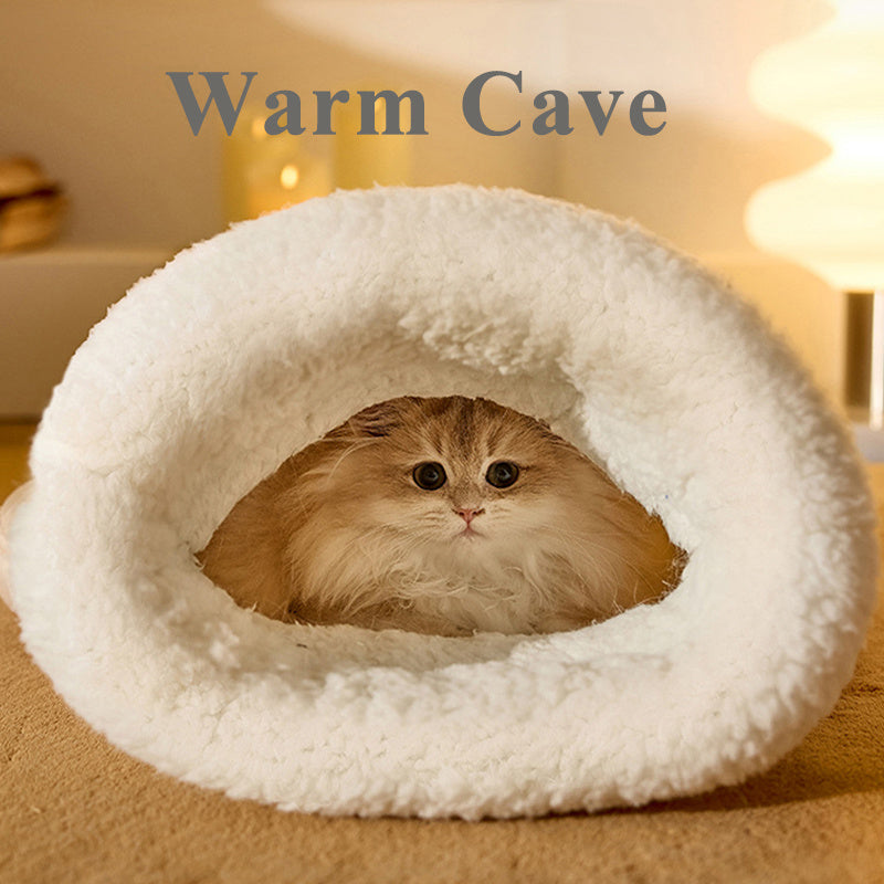 Cozy Cat Sleeping Bag with Warm Fleece & Bear Design – Soft Pet Nest Bed