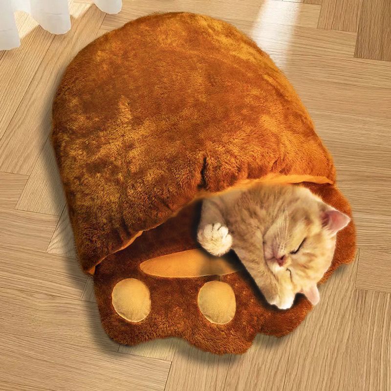Winter Warm Bear Paw Cat Bed – Soft Fluffy Semi-Closed Pet Sleeping Bag for Cats & Small Dogs
