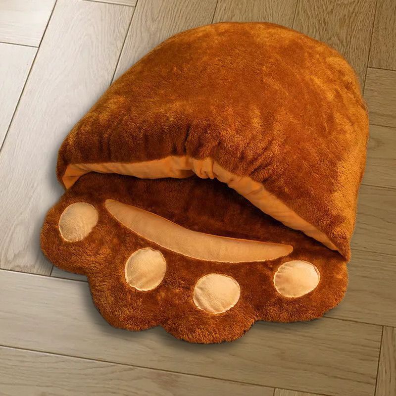 Winter Warm Bear Paw Cat Bed – Soft Fluffy Semi-Closed Pet Sleeping Bag for Cats & Small Dogs