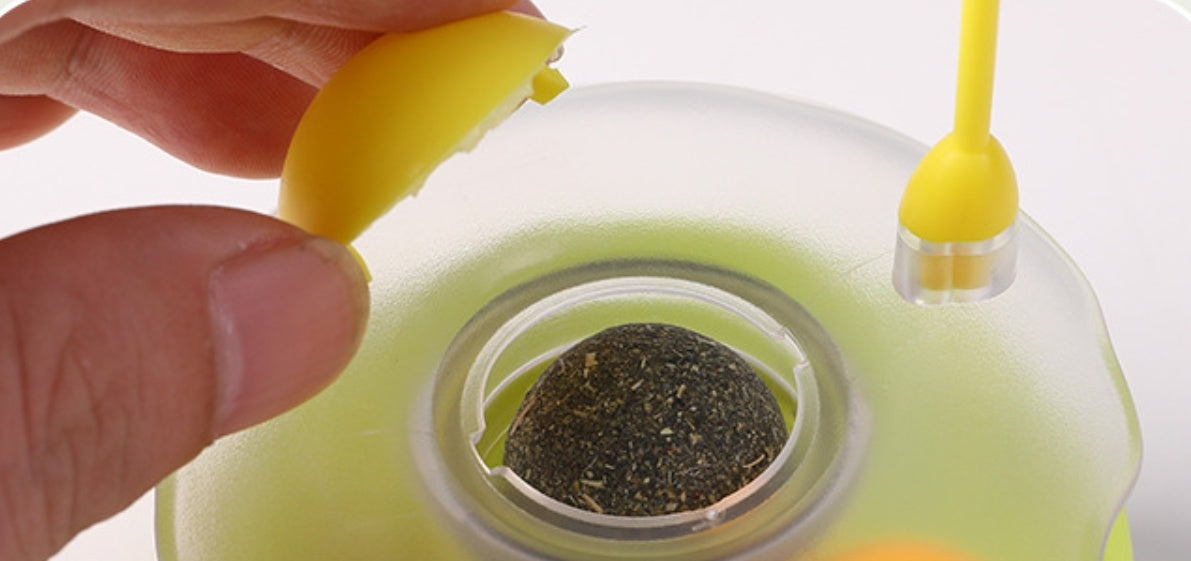 Interactive Cat Toy Ball with Bell – Self-Play Mint Ball Teaser for Indoor Cats